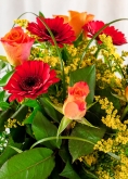 Vikiflowers flower deliveries Sunshine Bouquet